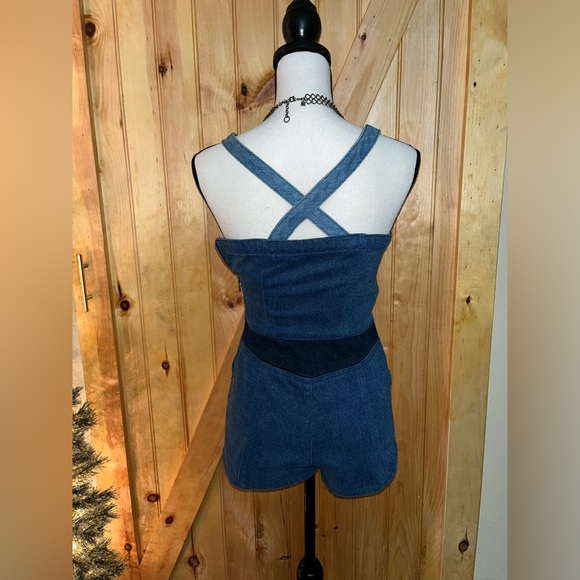 BLANK NYC Denim romper - Picture 6 of 11